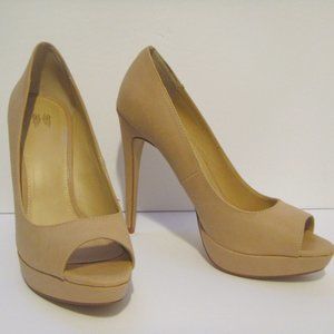 Victoria's Secret Nude Beige Peeptoe Platform Pumps, Size 9